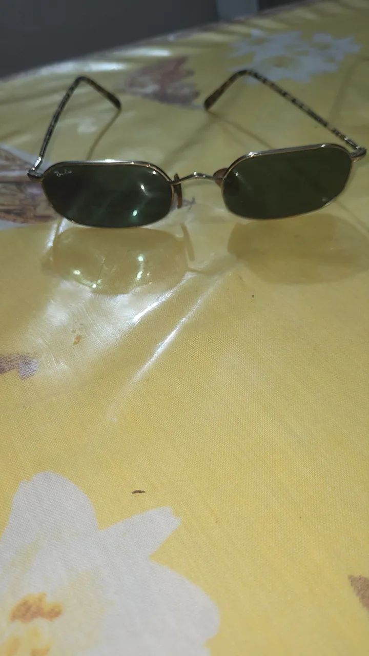 Óculos ótimo estado originais  - Foto 3