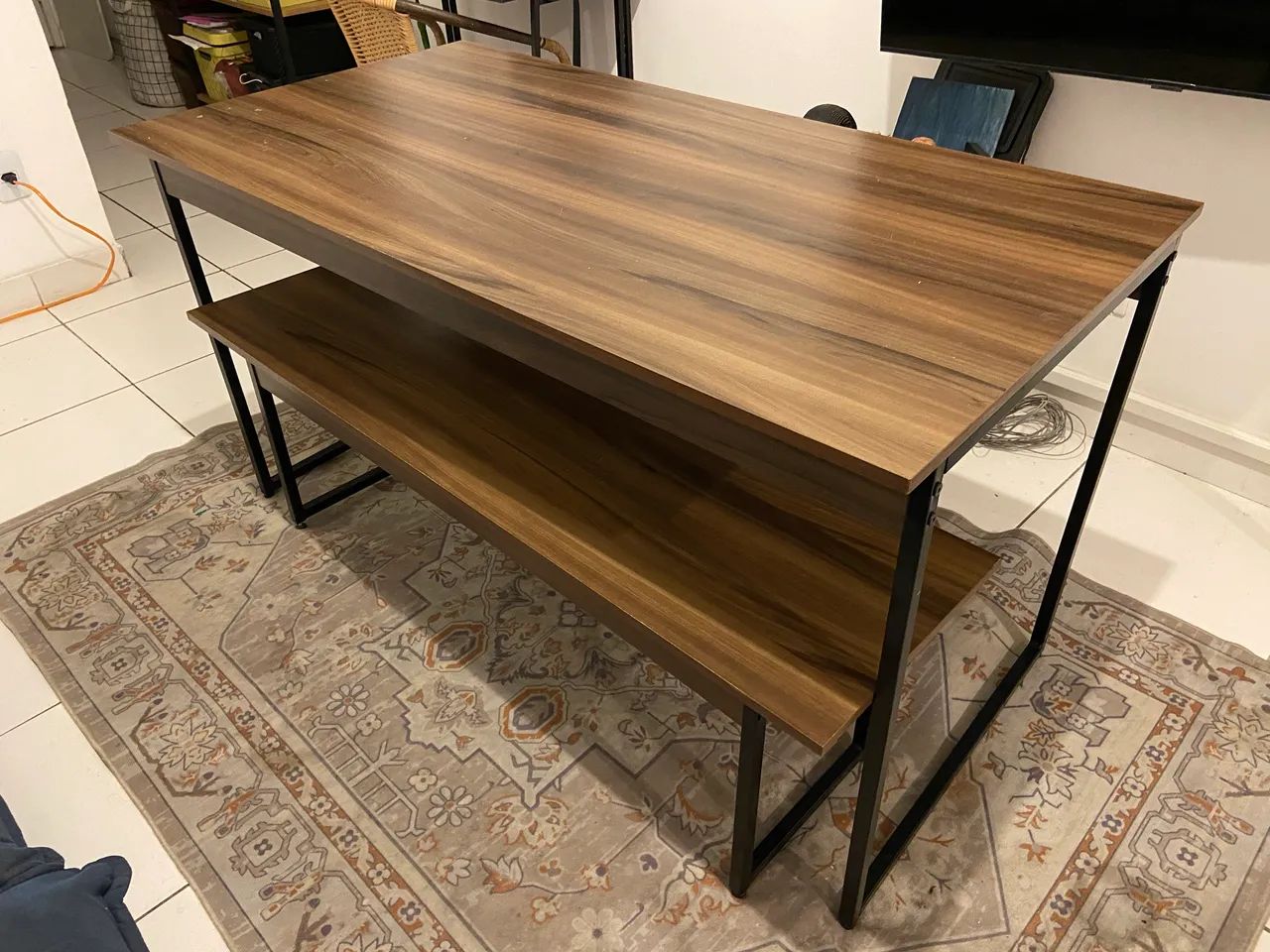 Mesa de jantar com 2 bancos  - Foto 3