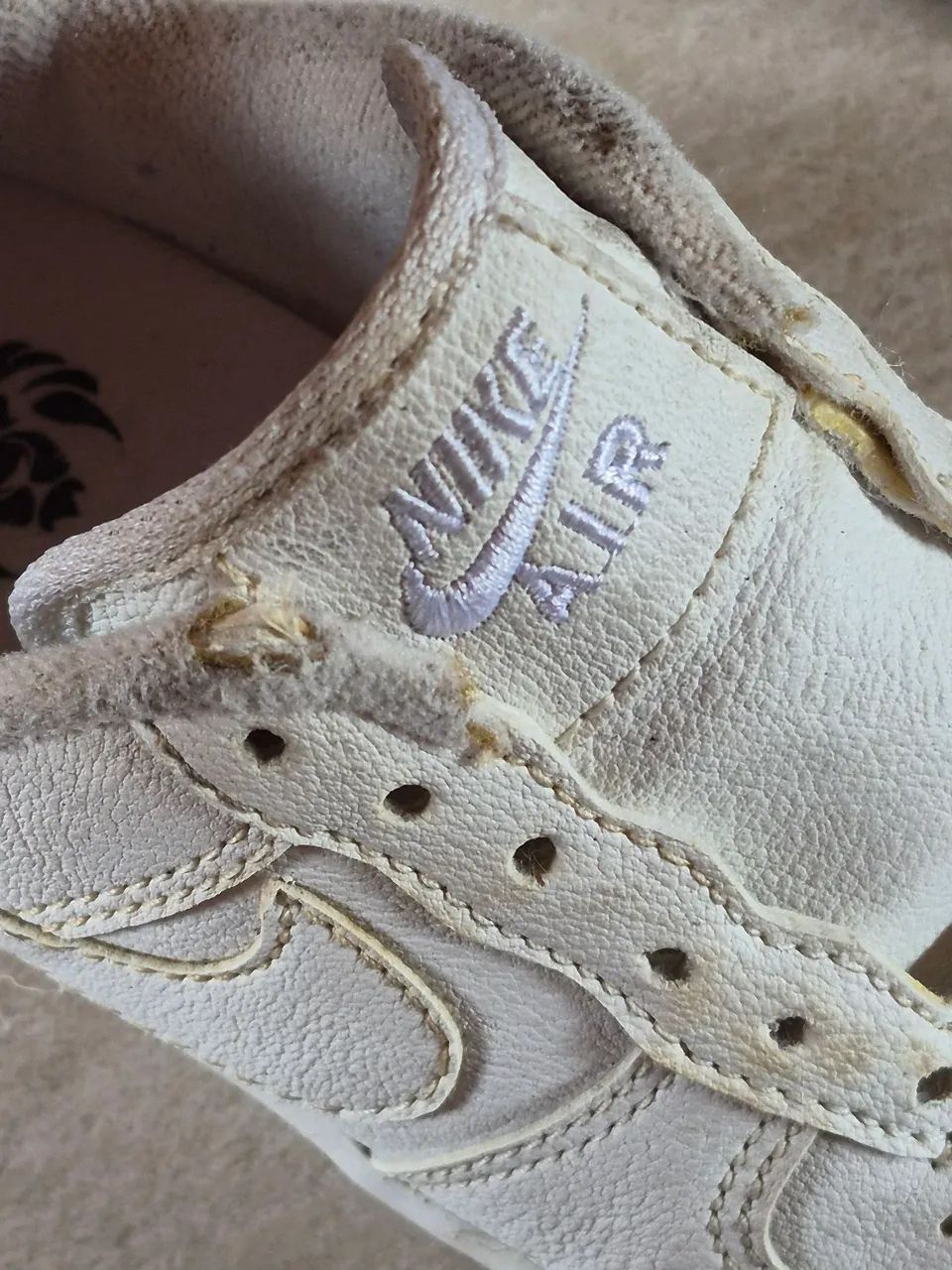 Tenis branco Nike air tam 29 - Foto 3