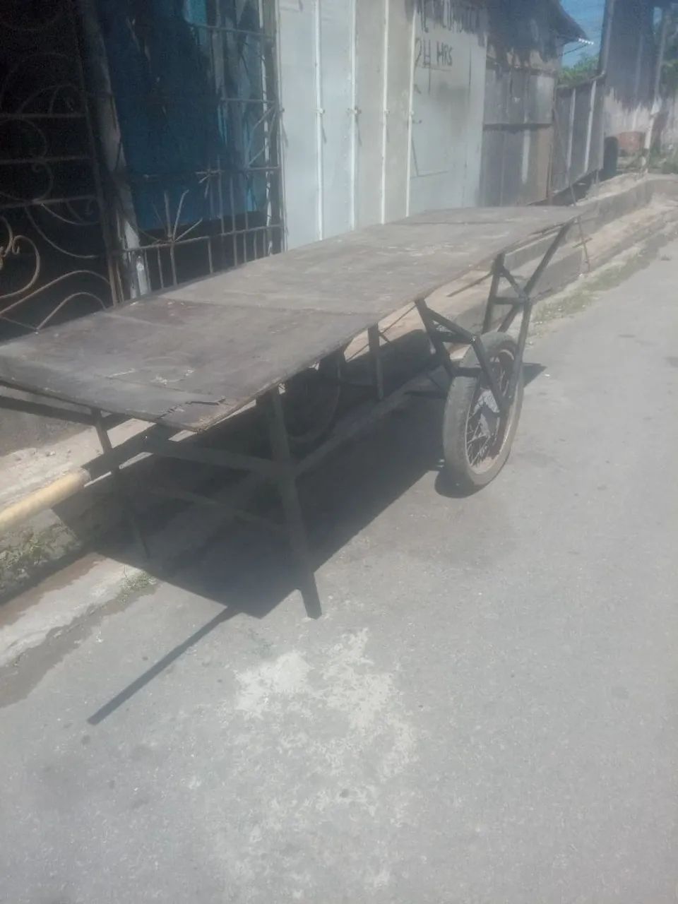 Vendo carrinho de carregamento 