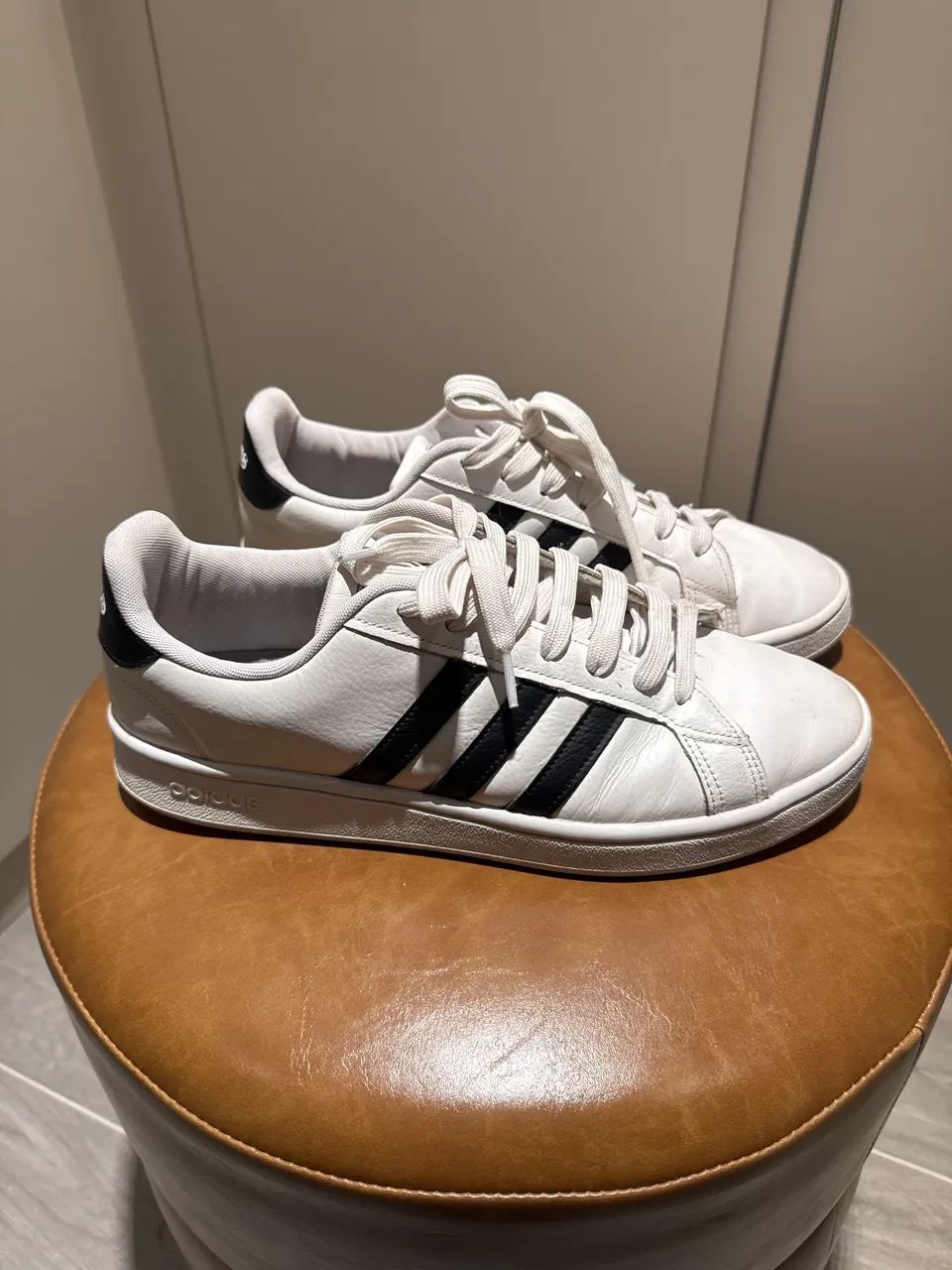 Adidas 42
