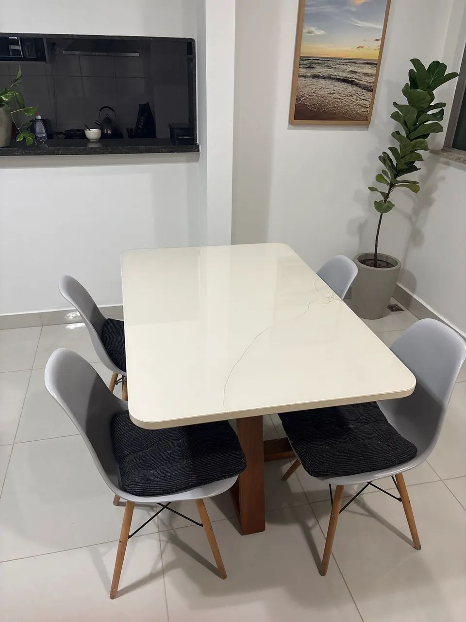 Mesa 4 lugares - Base Madeira Luxo