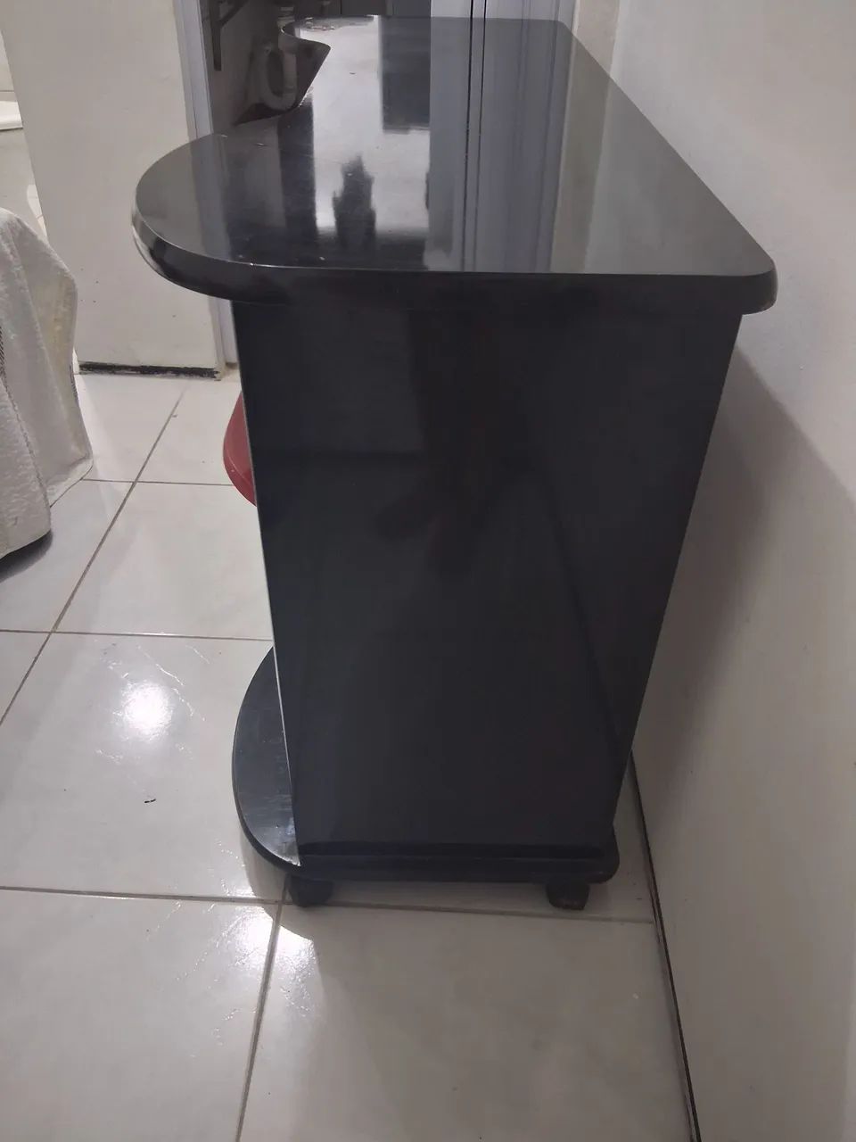 Escrivaninha para escritório com rodinhas  - Foto 3