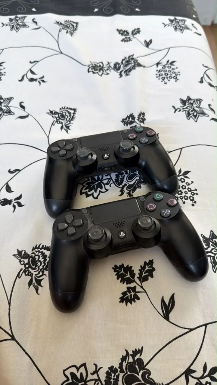 Vende-se PS4  - Foto 4