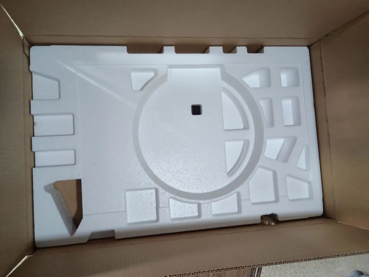 Caixa de papelão de monitor de 27" polegadas  - Foto 2