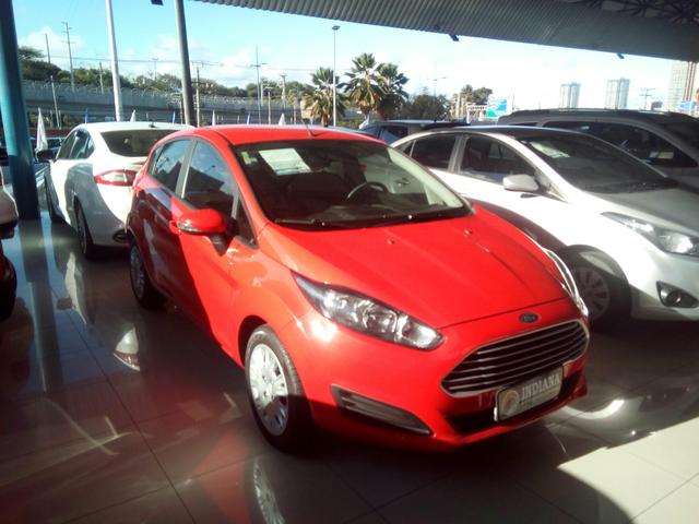 New fiesta 1.5 novinho com 7.000km