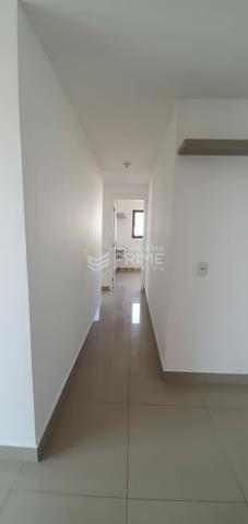 Apartamento com 77m² 2qts sendo 1swt no Alto do Calhau | Lazer Completo