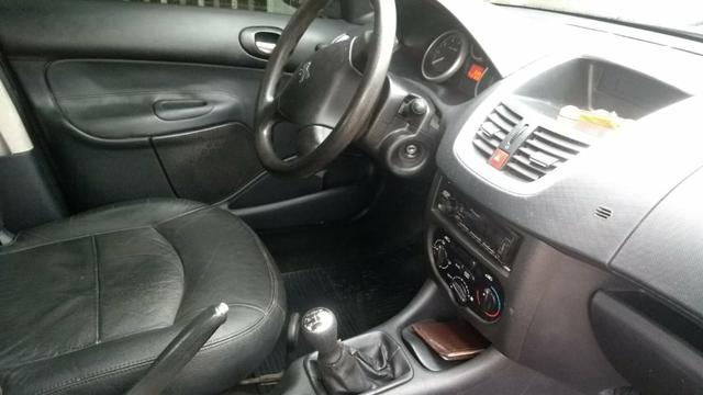Peugeot 207 HB XR 2010/11 - Foto 6