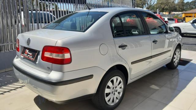 Volkswagen Polo Sedan 1.6 8v - Foto 3