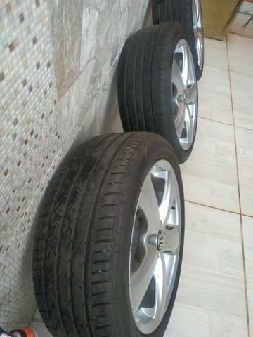 Roda 17 com pneus novo - Foto 4