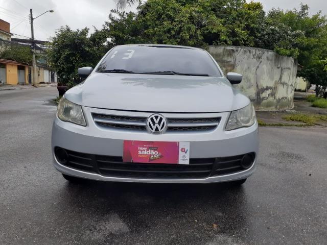 Voyage 1.6 completo com gnv