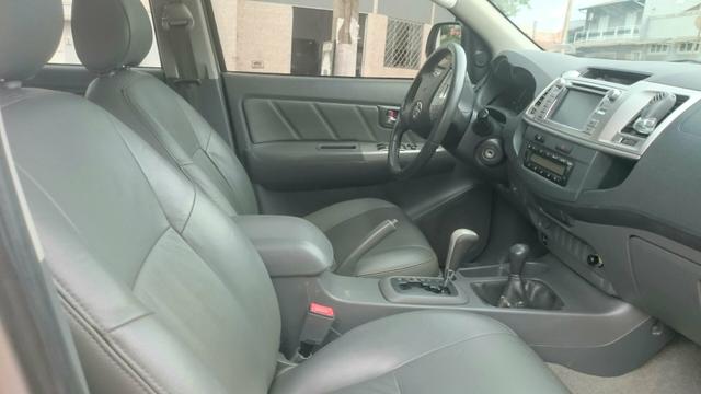 Vendo Toyota Hilux ano 2012 - Foto 6