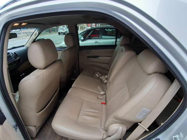 Toyota Hilux SW4 SW4 3.0 SRV 7 LUGARES - Foto 8