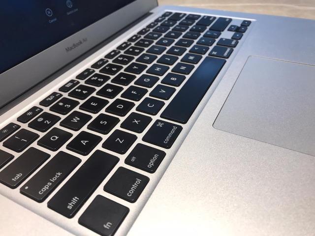 MacBook Air 13'' 2015 i5 8GB Ram 256GB Ssd - Seminovo - Foto 5