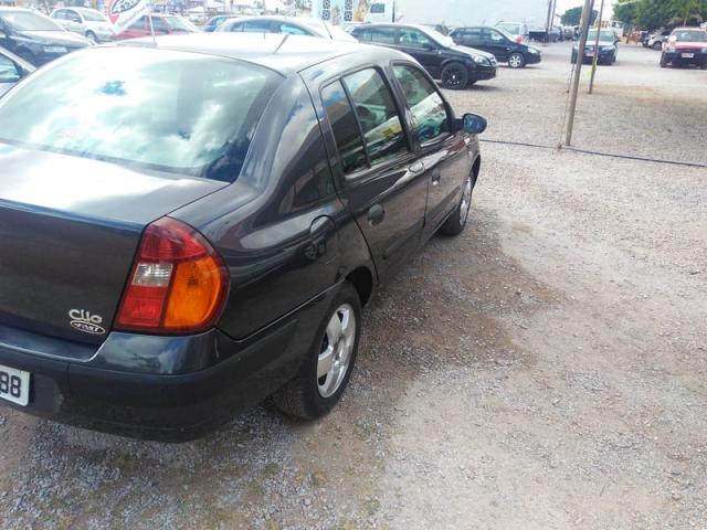 Renault clio sedan privilege 1.6 16v completo 2004 - Foto 6