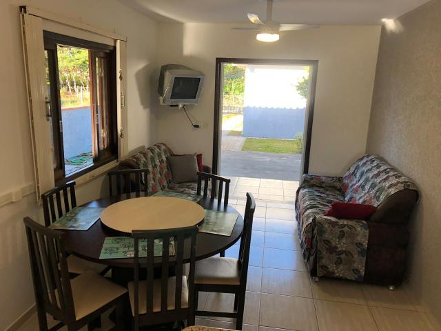 Casa para feriados/temporada Itapoá-SC com Wi-Fi