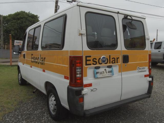 van 2008 olx