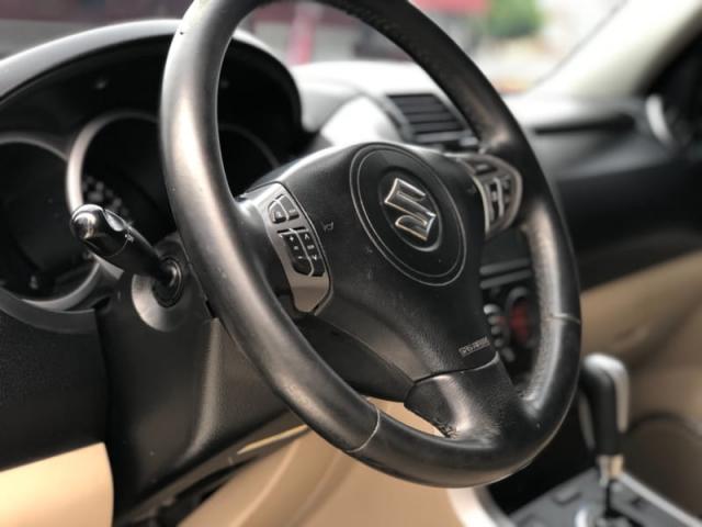 SUZUKI GRAN VITARA 4x4 2.0 2014 - Foto 8