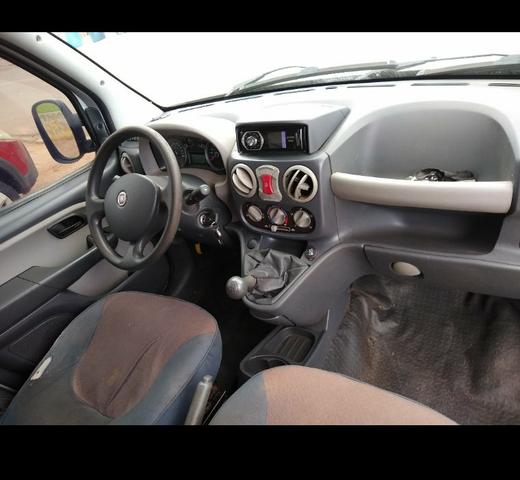 Vendo doblo 1.8 etorq 2011. WhatsApp para mais informações *. ligação * - Foto 11