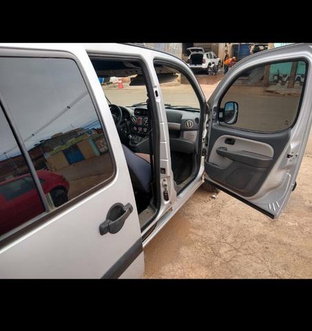 Vendo doblo 1.8 etorq 2011. WhatsApp para mais informações *. ligação * - Foto 10