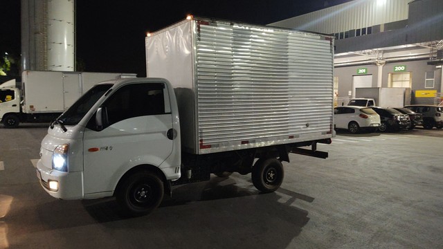 HYUNDAI HR 2014