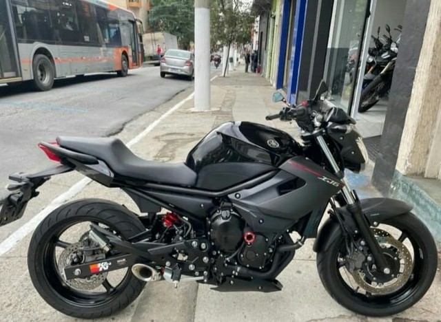 XJ6 2016
