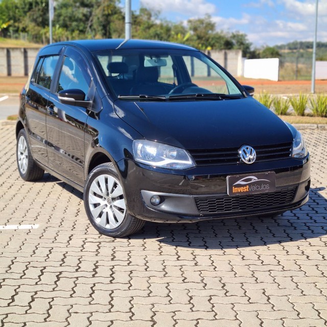 VW FOX TREND 1.6 2013  COMPLETO + BANCOS EM COURO 