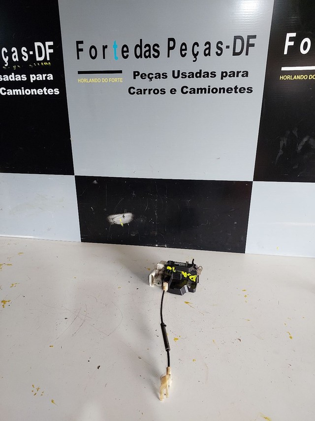 Fechadura Da Porta Dianteira Direita Palio Siena 2005 À 2015 - Foto 4