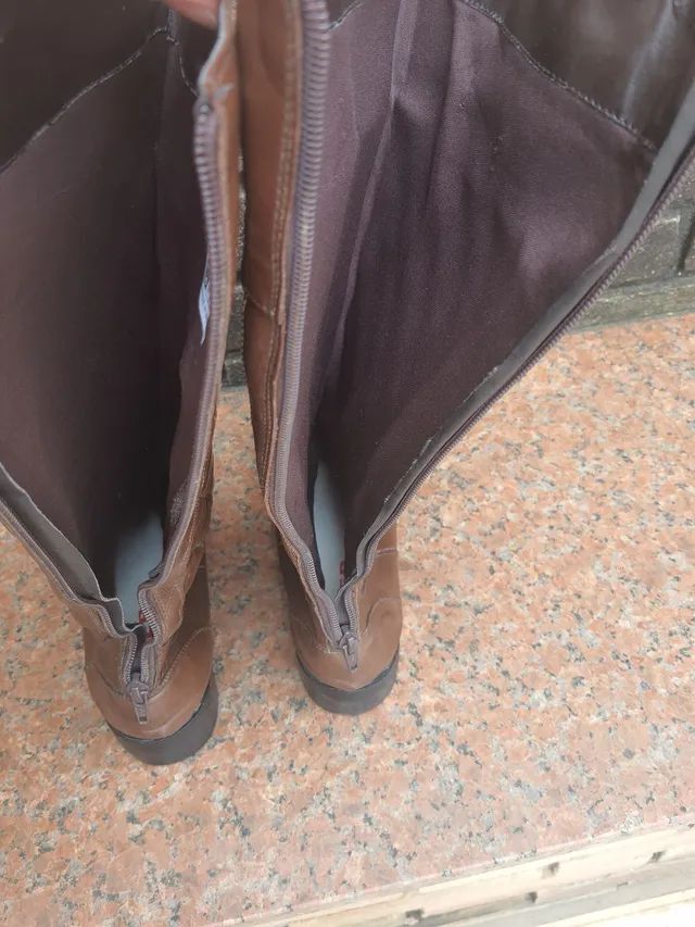 Bota couro com matelasse num.36 - Foto 4