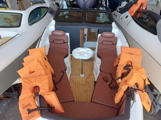 Lancha Cigarette 360 Diesel 2015 - Foto 4