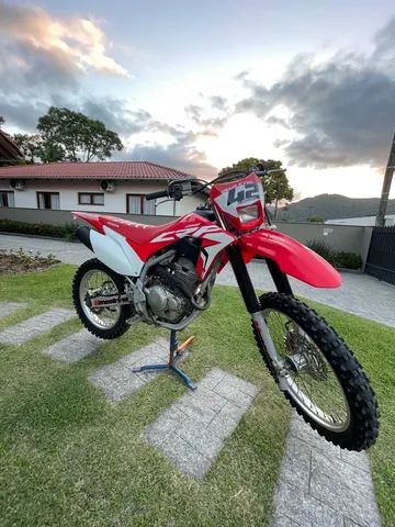 Leilão de Moto Trilha Honda CRF 250, 2020/2020- SEM DIREITO A DOCUMENTAÇÃO