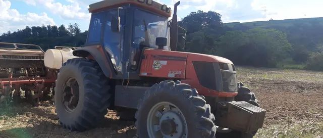 Trator AGRALE BX 6150 Cabinado - Foto 2