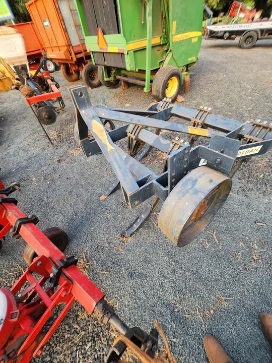 Arado Subsolador 5 hastes BALDAN - Foto 6