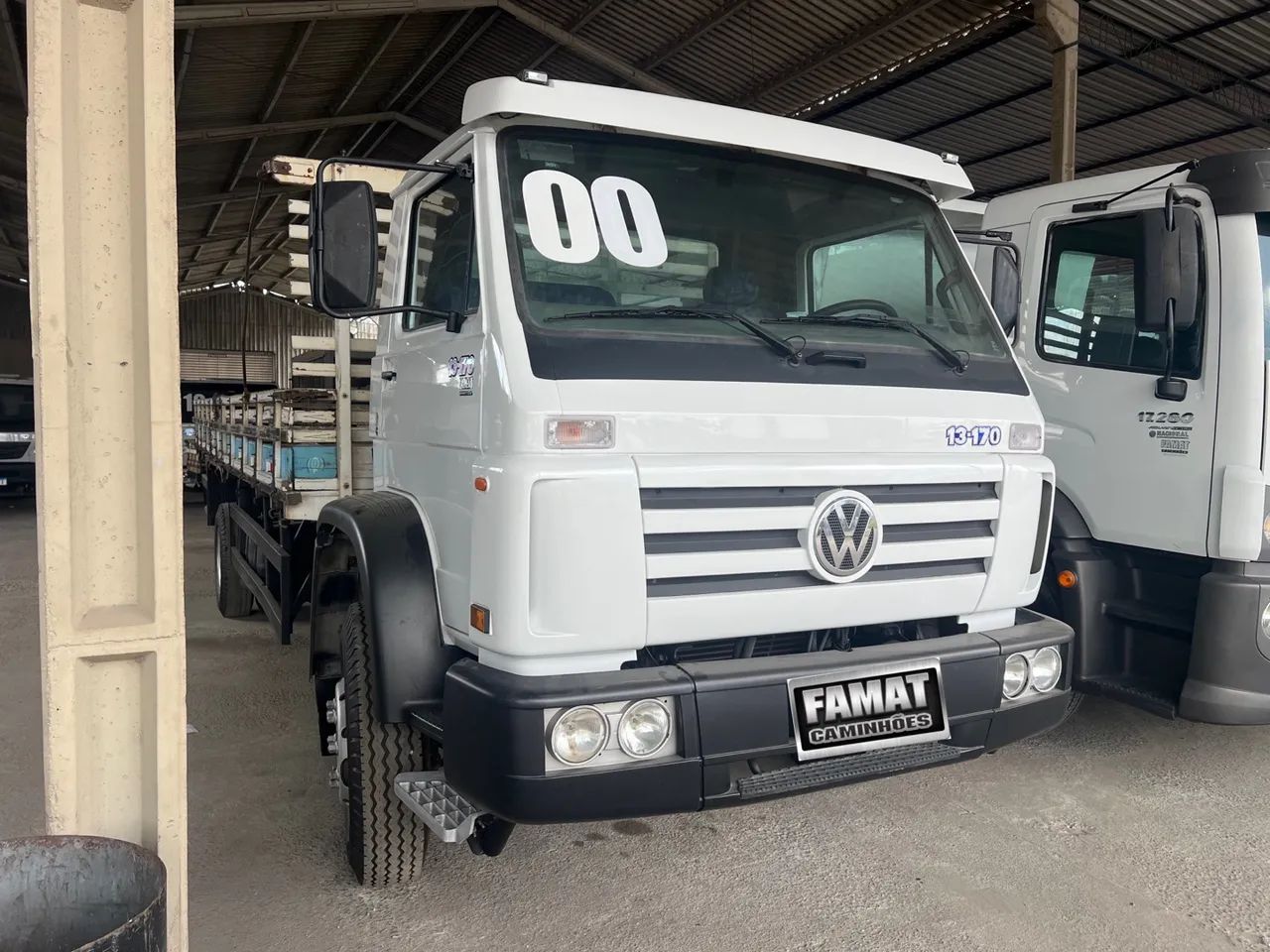 Volkswagen 13-170  - Foto 3