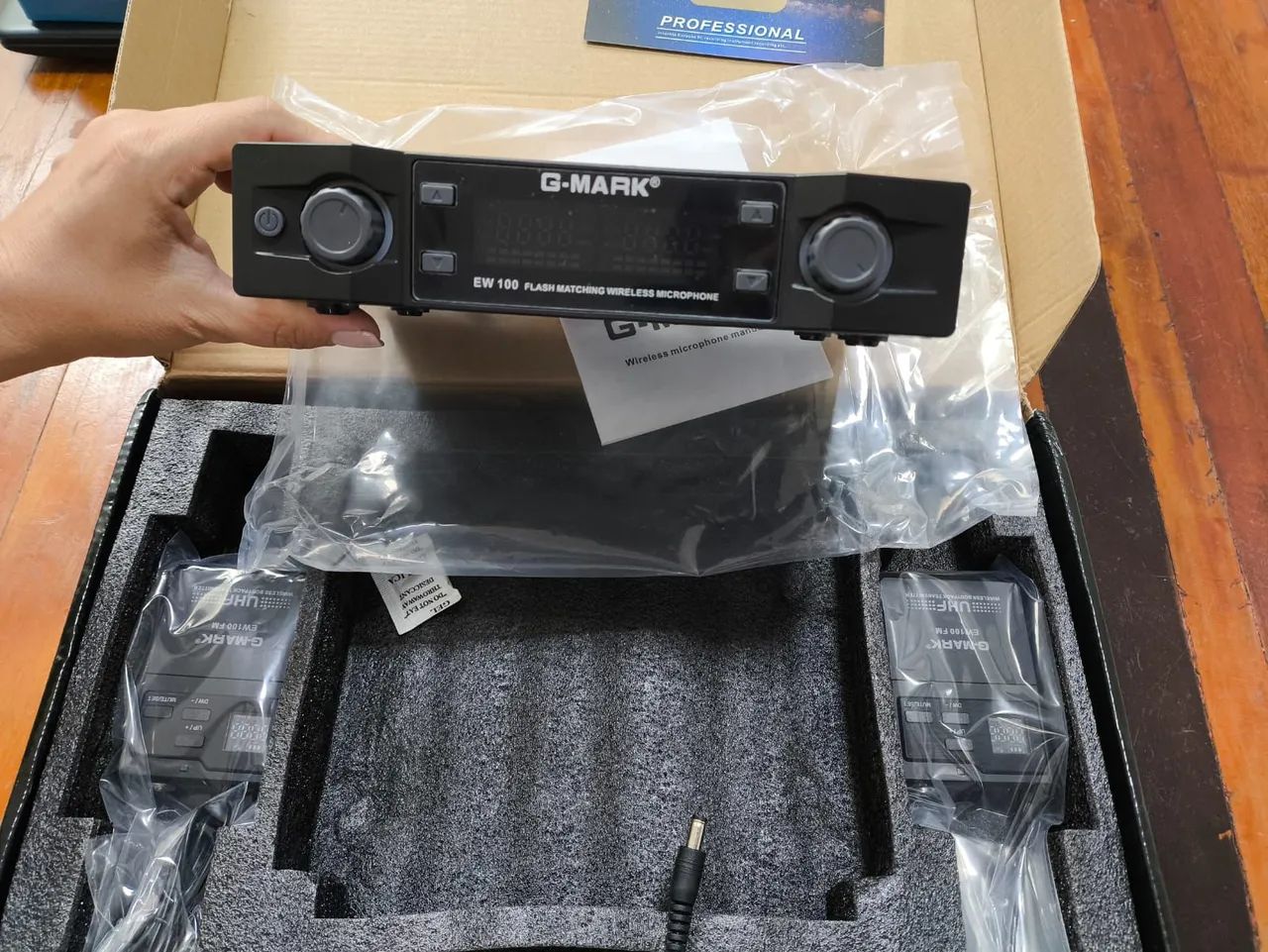 Microfone Sem Fio G-Mark EW100 FM - Foto 4