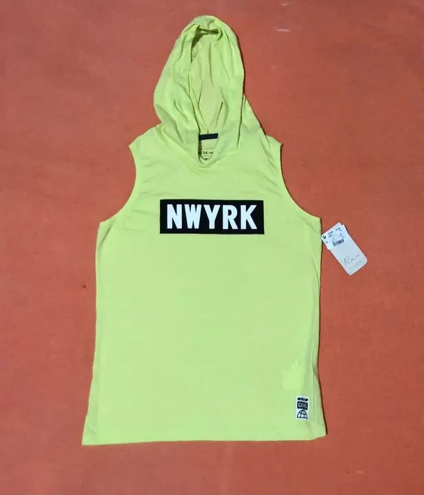 Camiseta regata Renner , com capuz NOVA 