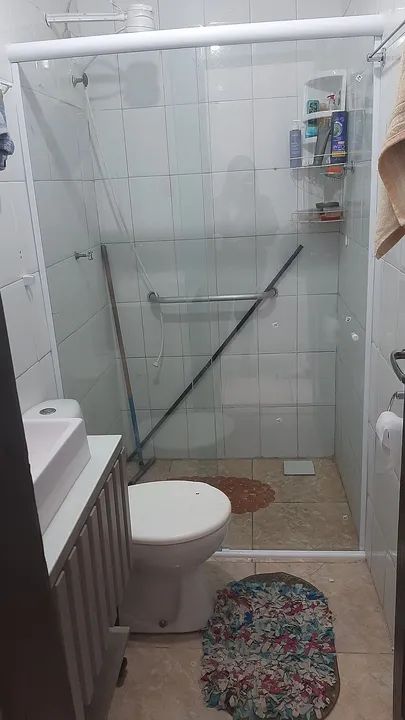 Box de banheiro novo e moderno!