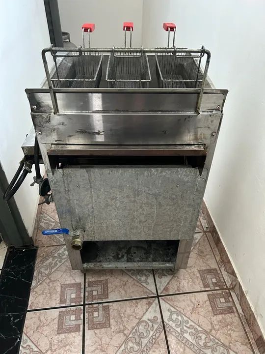 Fritadeira Industrial Progás PR-2000 BPG 21,5L - Semi-nova, 4 meses de uso - Foto 5