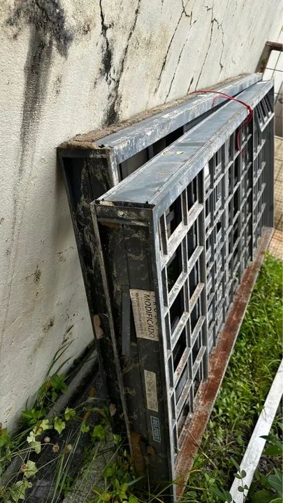 Janelas de Aço - Gradeada