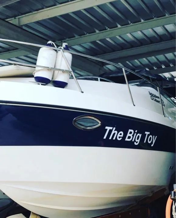 Lancha coluna 32,5 pés - impecável diesel - Foto 4