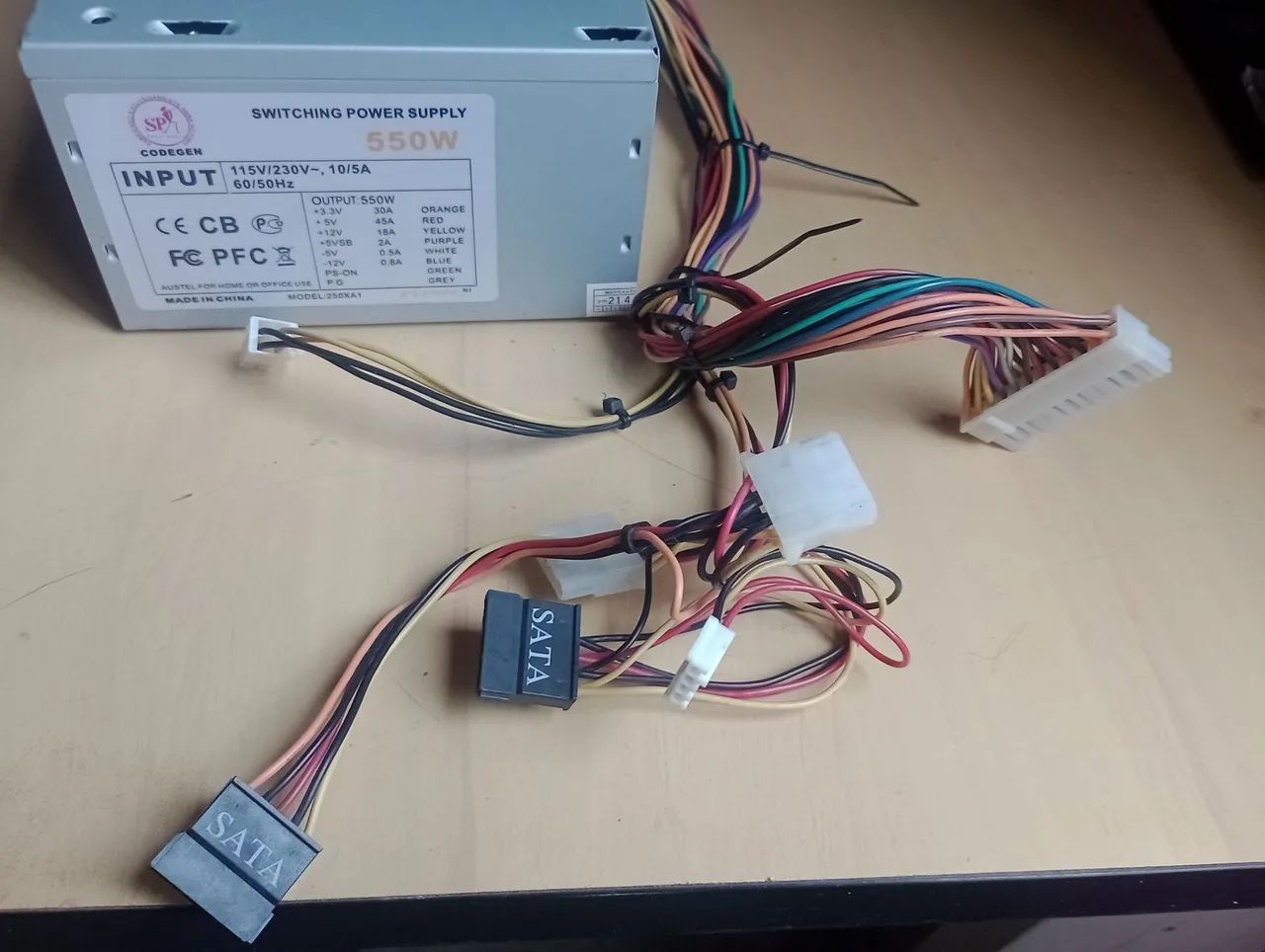 Fonte de Alimentação 550W - ATX - PC 