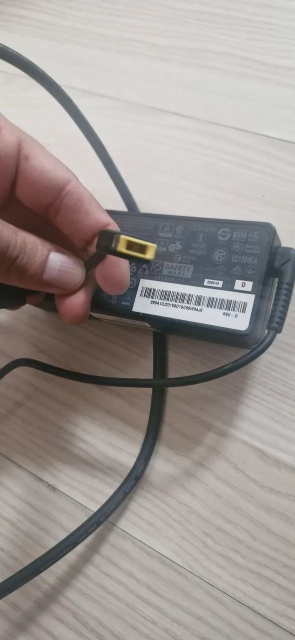 Fonte lenovo original 90w tbm tenho de 65w - Foto 3