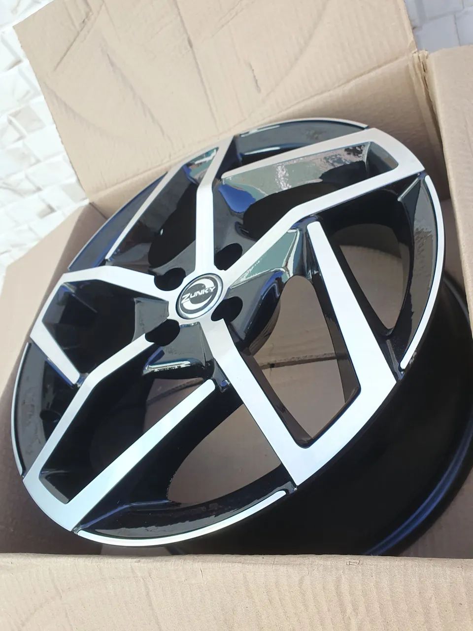 PROMOÇÃO* Jogo de Rodas Aro 17x7, Zk930 Mark8, furação 4x100