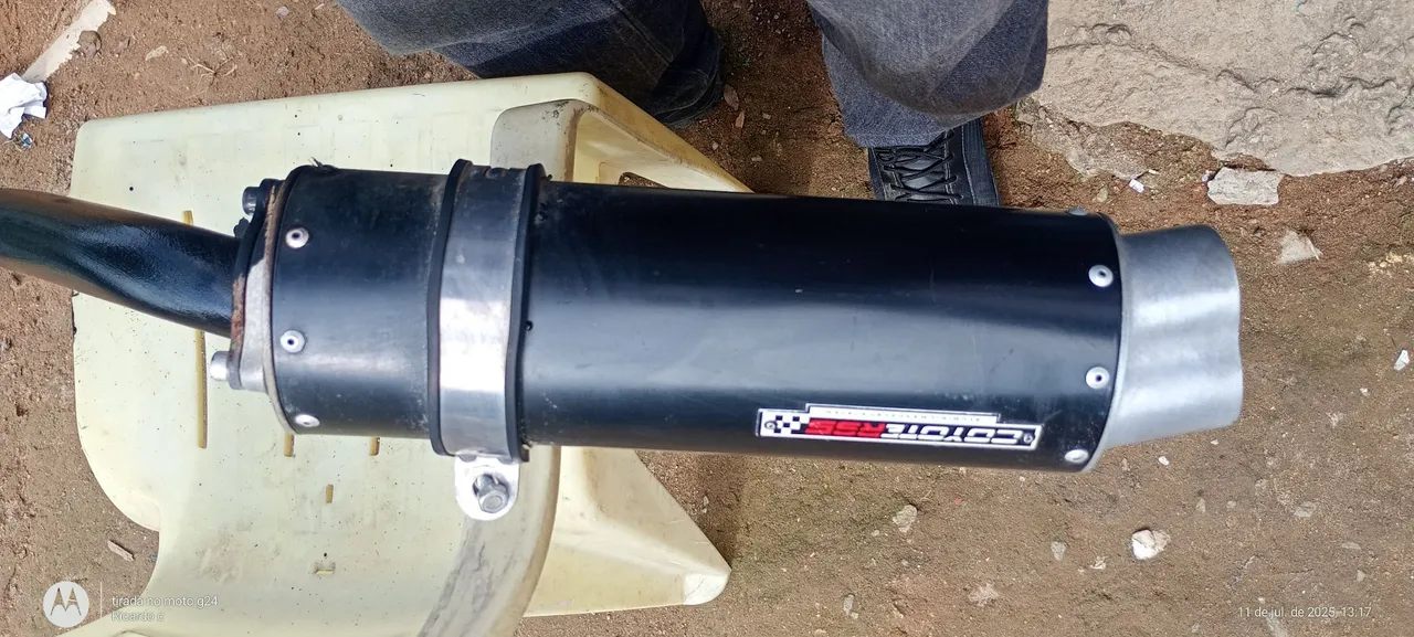 Escape Coyote RS para Moto Twister300
