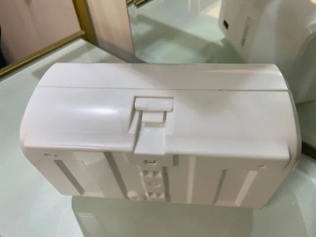 DISPENSER TOALHA INTERFOLHA COMPACTO BRANCO URBAN - Foto 2