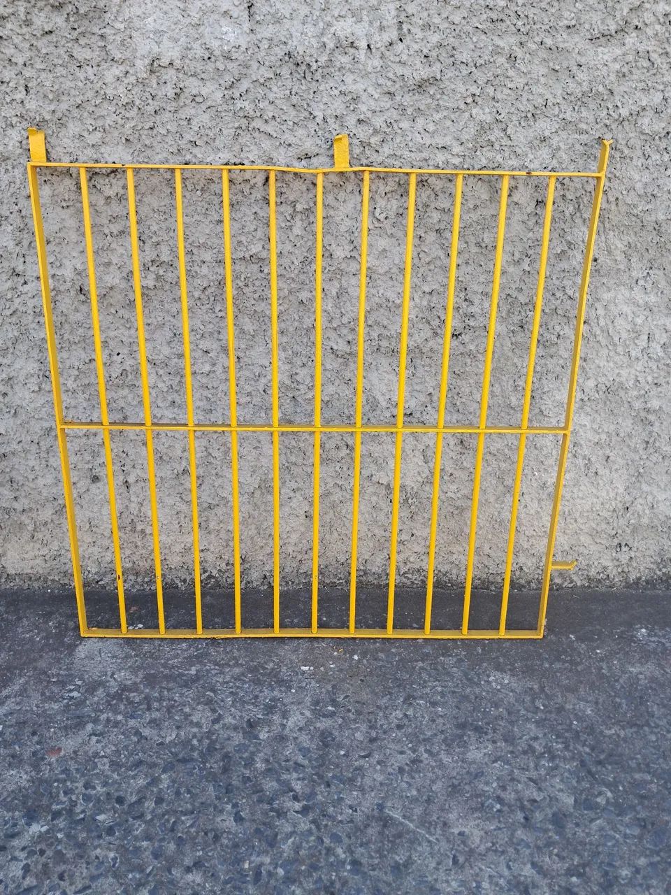 Grade de ferro maciço 64684590615683120