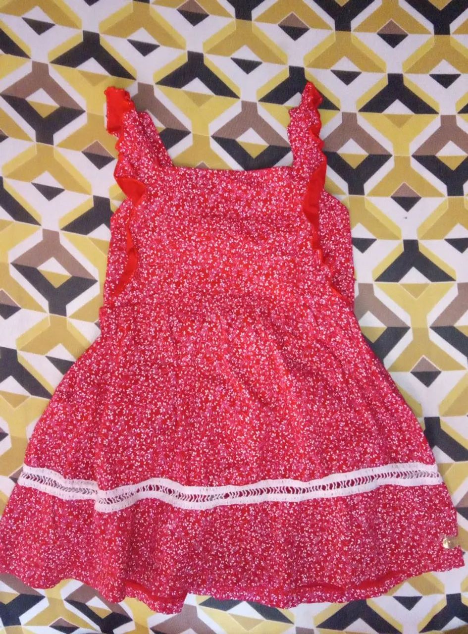 Vestido infantil florido