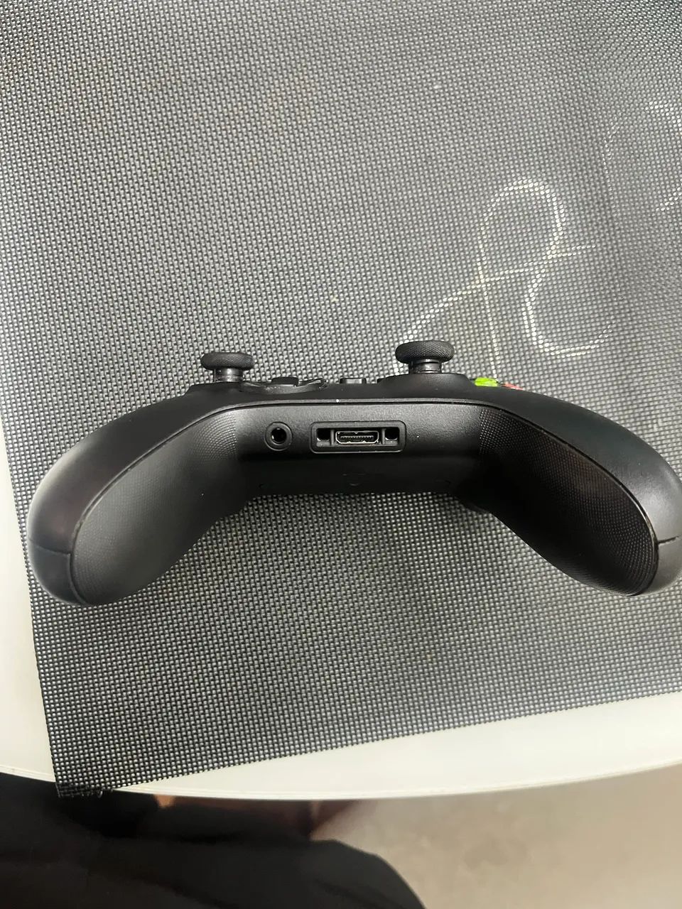 Controle Xbox Séries S / X com defeito  - Foto 3