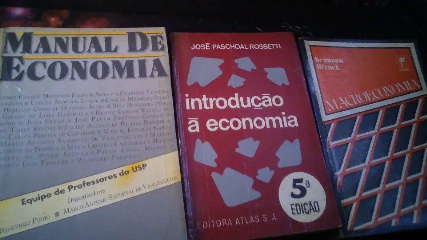 Livros Economia