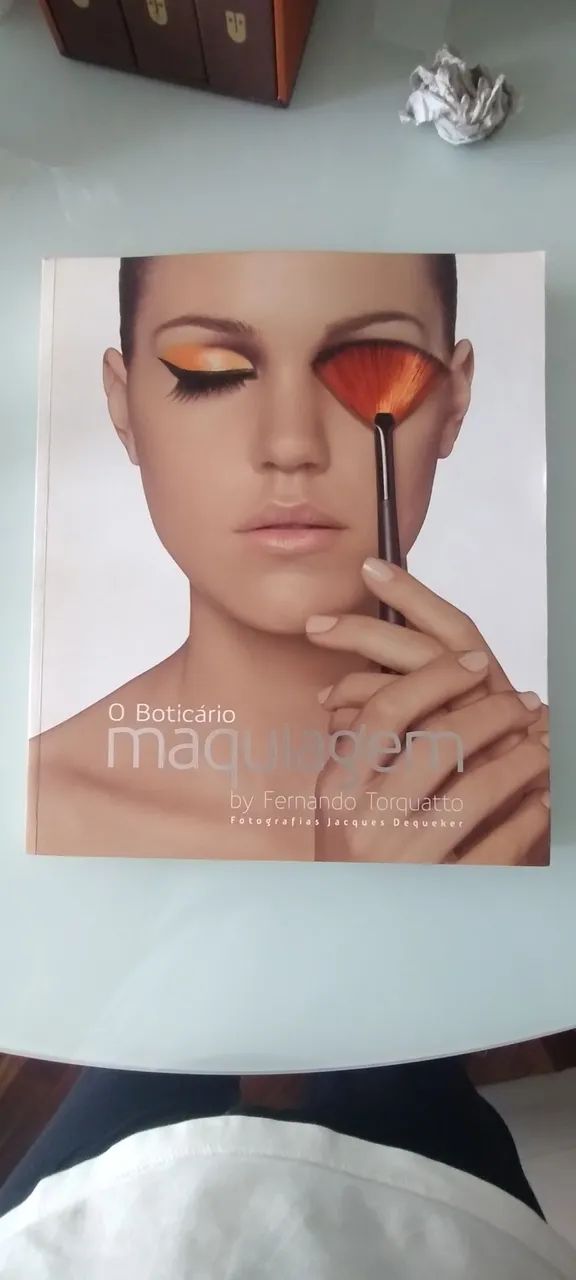 Livro Maquiagem O Boticário